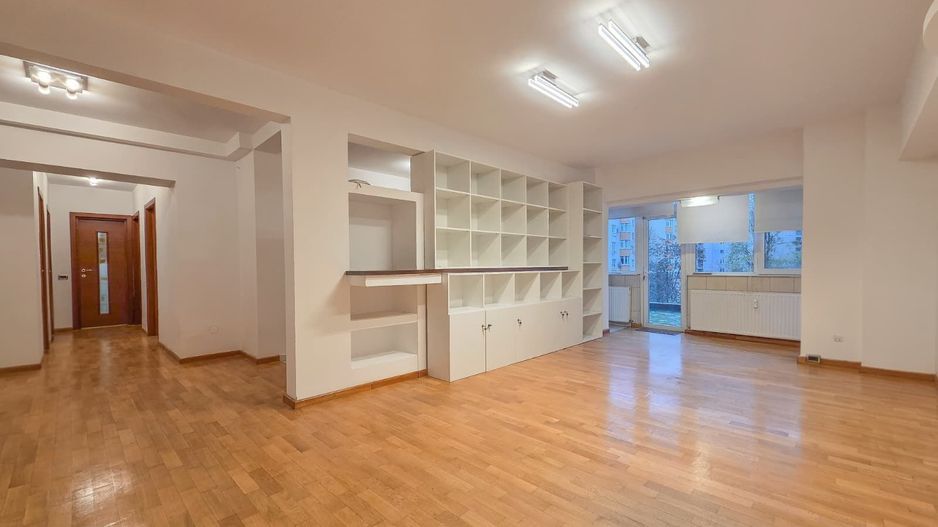 Apart 3 camere birouri stradal Bulevardul Unirii colt Nerva Traian - Poză 2