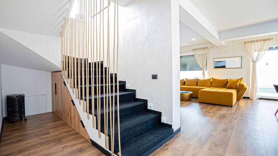 Lumina – Casa P+1E de vânzare, mobilată/echipata, cu piscină si garaj. - Poză 13