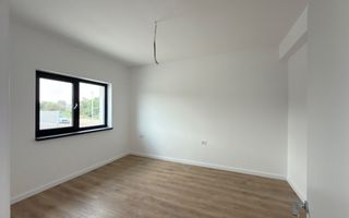 Casa 4 camere pe parter-Tunari | Teren 400 mp - Poză 10