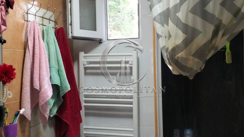 Casa si teren 970mp in comuna Costesti/BZ ~ constructie 2013 - Poză 8
