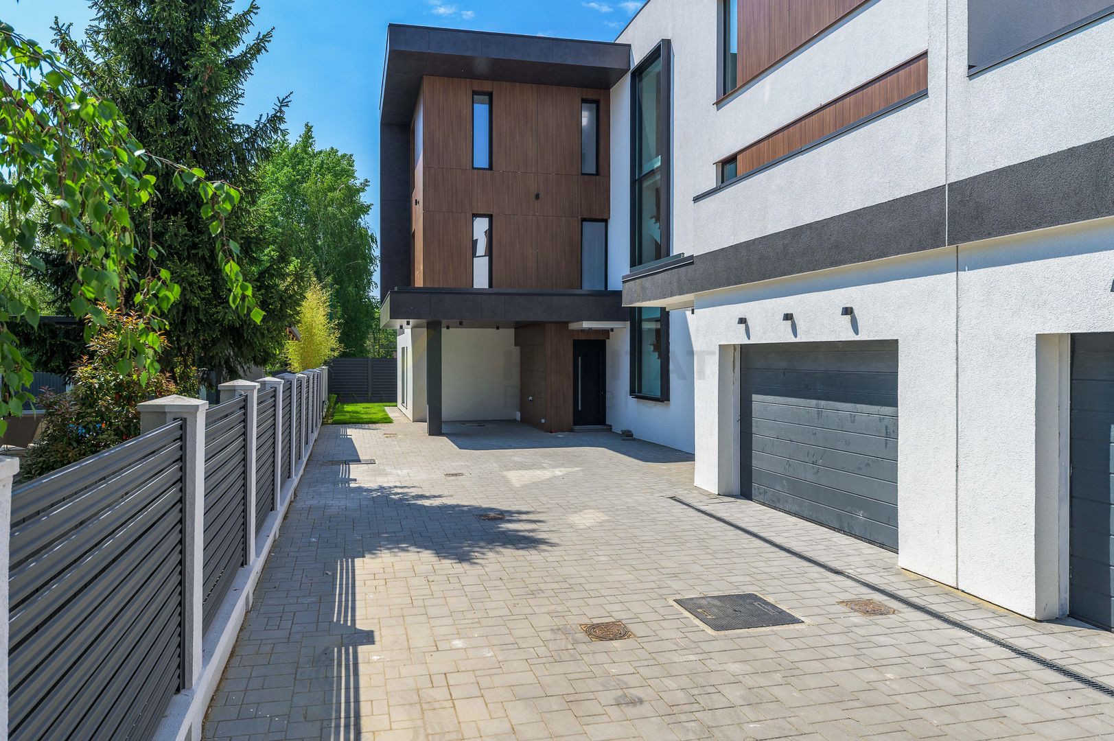 VILA IANCU NICOLAE, stil mediteranean, 5 dormitoare, 3 terase, gradina - Poză 10