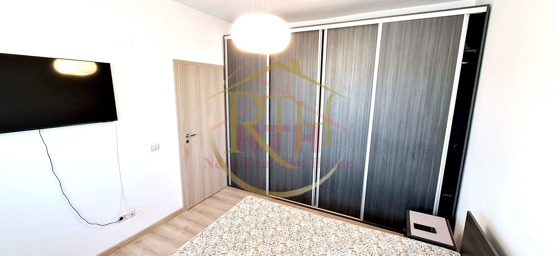 Vand apartament 3 camere mobilat si utilat, Giroc, Bulevardul Soarelui - Poză 5