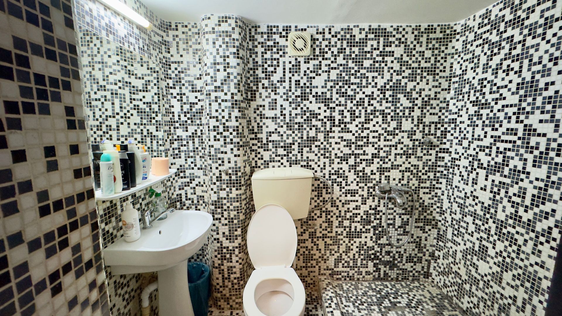 Apartament 4 camere Batistei, strada Vasile Lascar, 136 mp, comision 0 ! - Poză 22