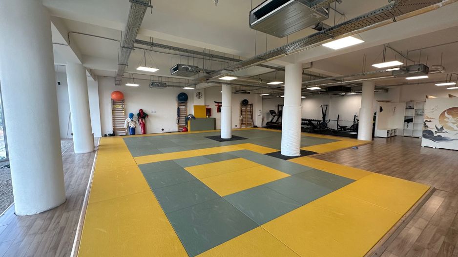 Spatiu de birou cu terasa de 295 mp - Poză 2