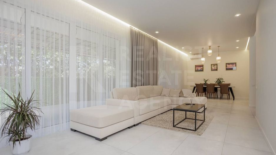 Vânzare, casă modernă 2 nivele, 200 mp + 5 ari șos. Hîncești, Centru - Poză 10