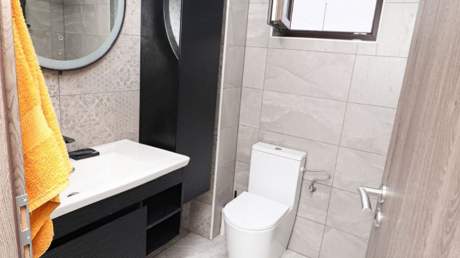 Soluție Locativă pentru Firme: Vilă cu Capacitate Mare în Ciorogarla - Poză 14