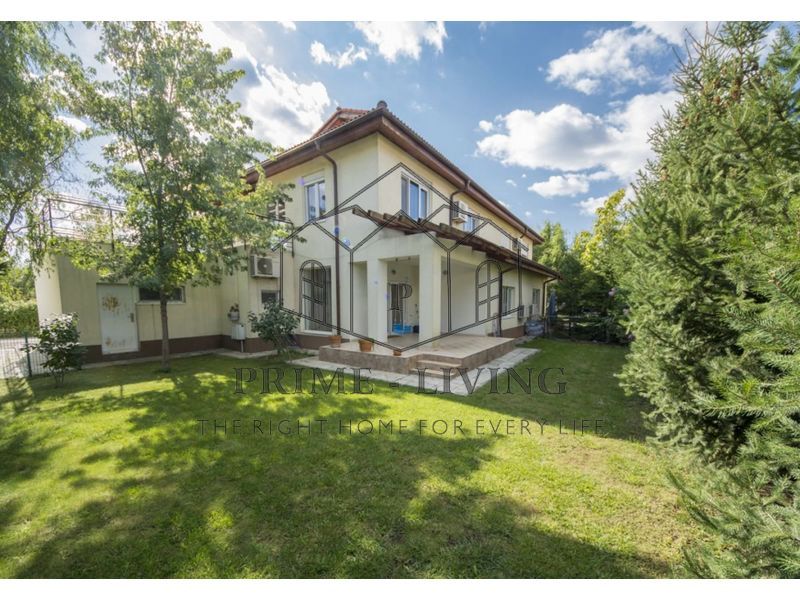 VILA SPATIOASA CU 5 DORMITOARE LA INCHIRIERE IN PIPERA LANGA SCOLI - Poză 1