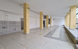 Spatiu comercial zona centrala cu vad - 180 mp - Poză 1