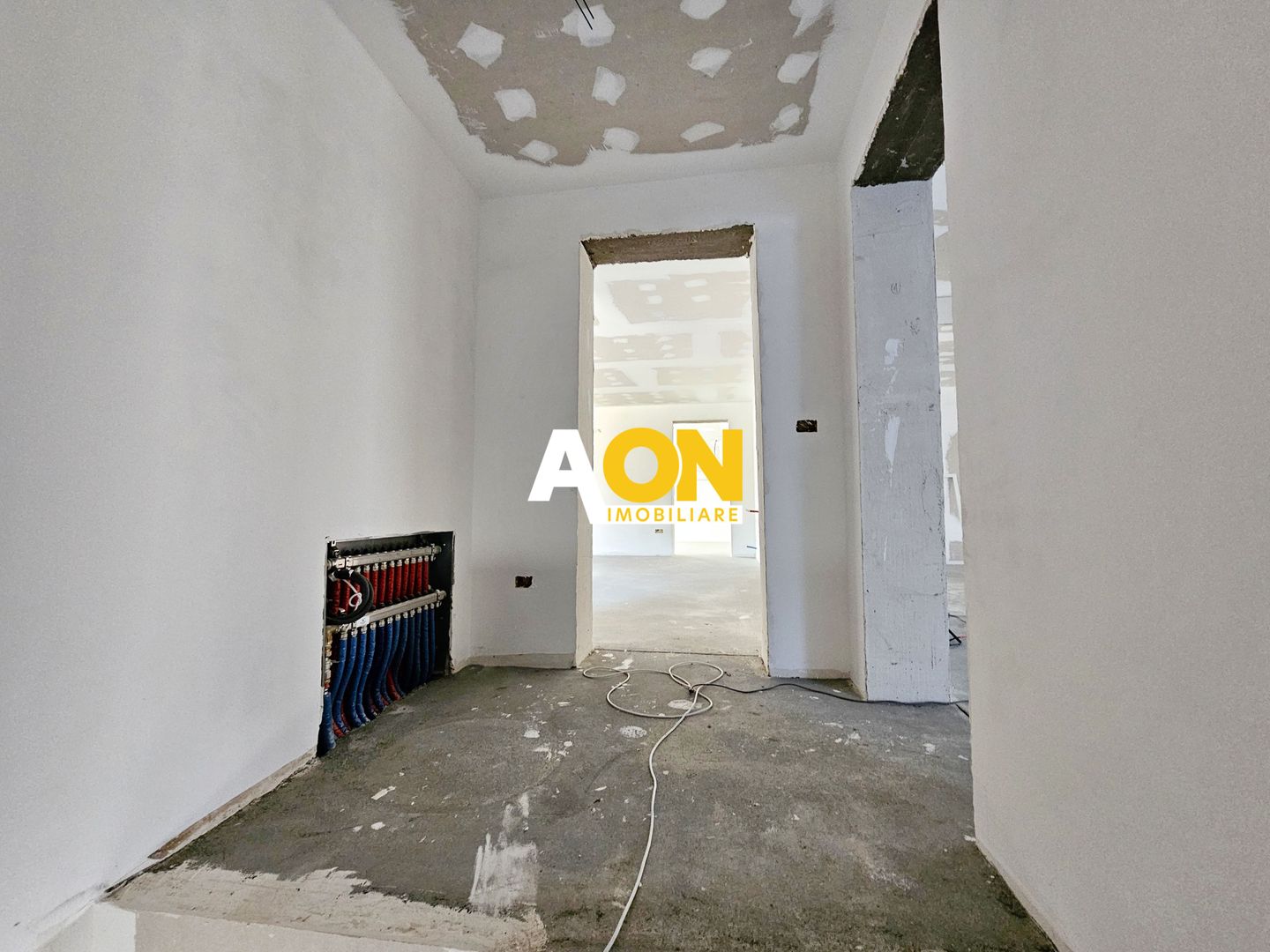 Casă 6 camere în Ciugud, dotări premium și design modern, 710 mp teren - Poză 17