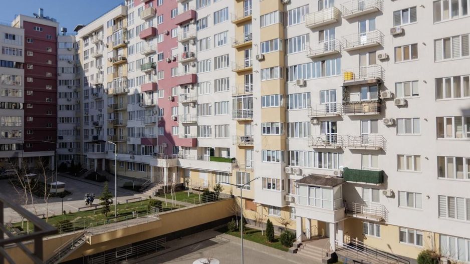 Vânzare, apartament, 2 camere + living, strada Gheorghe Caşu, Centru - Poză 1