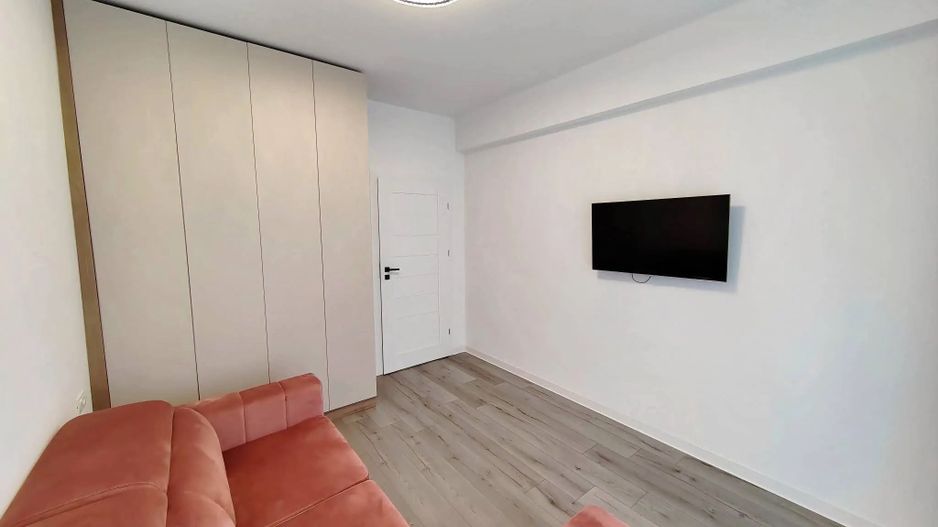 Apartament cu 3 camere de închiriat în Giroc - Poză 16