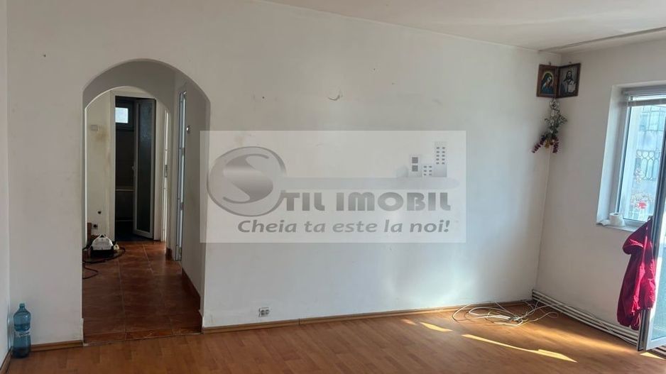 Apartament 3 camere semidecomandat Zimbru 85,900 euro - Poză 4