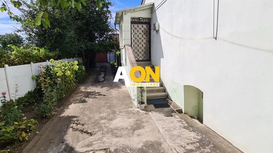 Casa 4 camere si 450 mp teren ultracentral - Poză 13