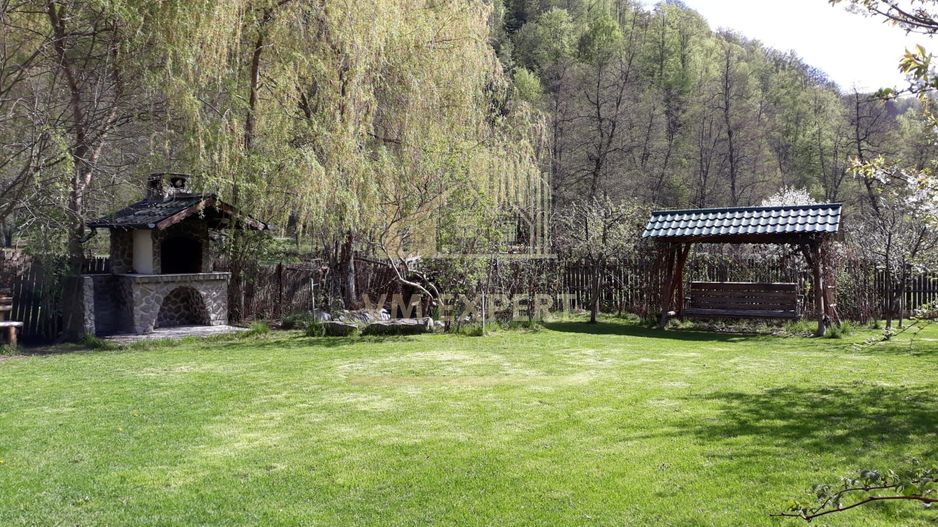 VILA 6 CAMERE TEREN, 825 MP, BEREVOIESTI, ARGES - Poză 3