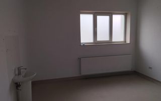 Spatiu de inchiriat central Baicoi - Poză 9