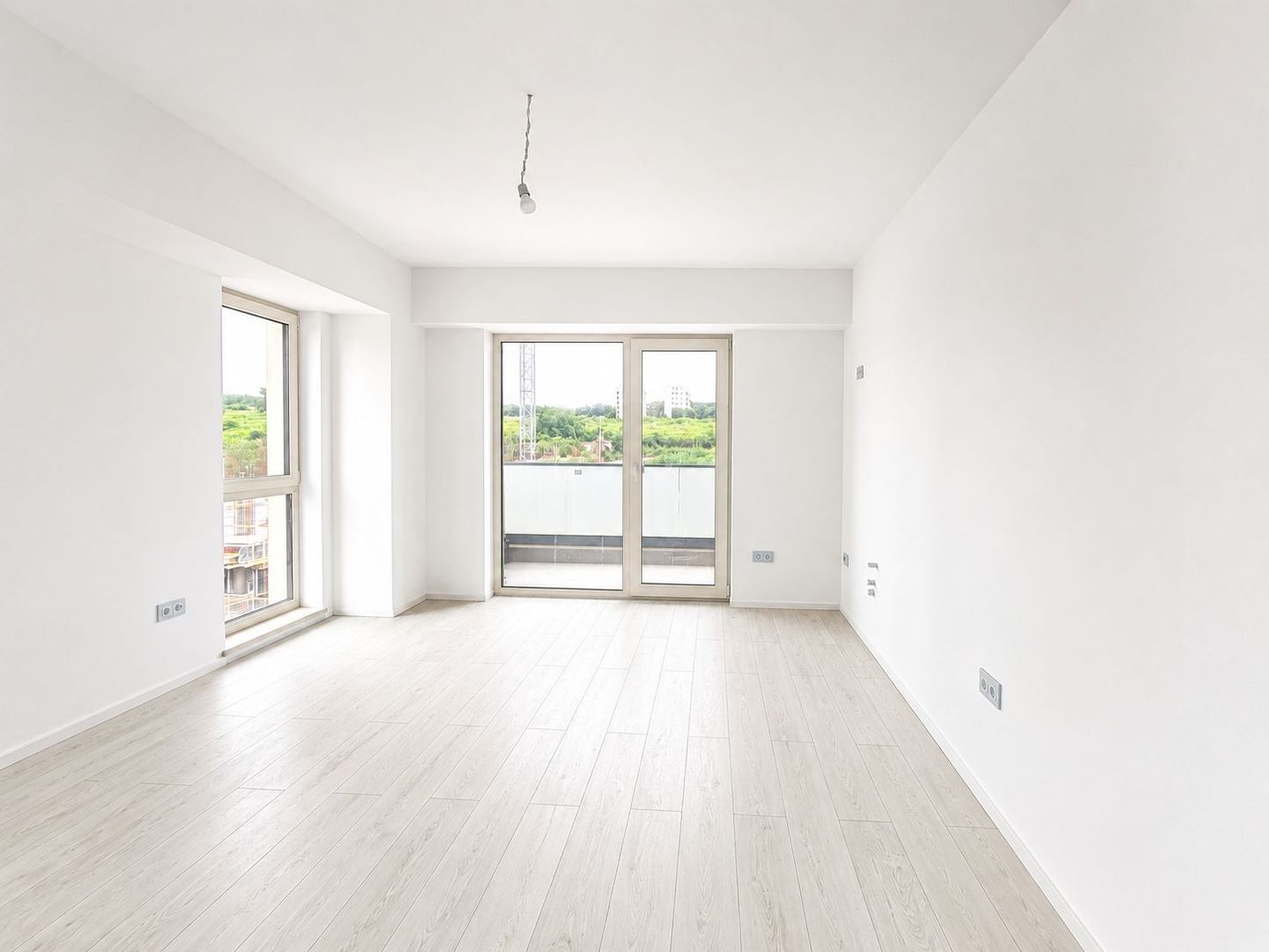 Apartament NOU INTABULAT 2 camere 50 mp+ loc parcare Copou 120000 EURO - Poză 1