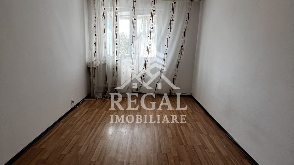 Apartament cu 2 camere de vânzare – Traian Vuia - Poză 1