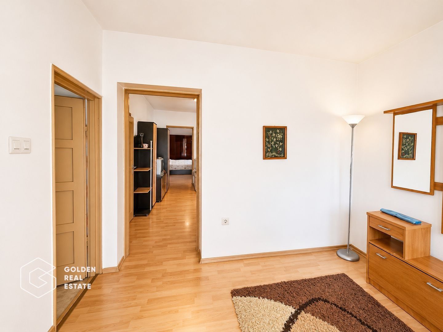 Casa cu teren 688 mp, 2 corpuri de cladire, Parneava - Poză 10