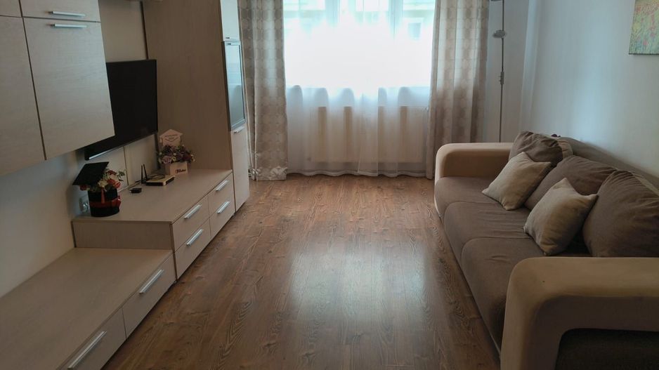 Apartament de vanzare in Oradea - Poză 1