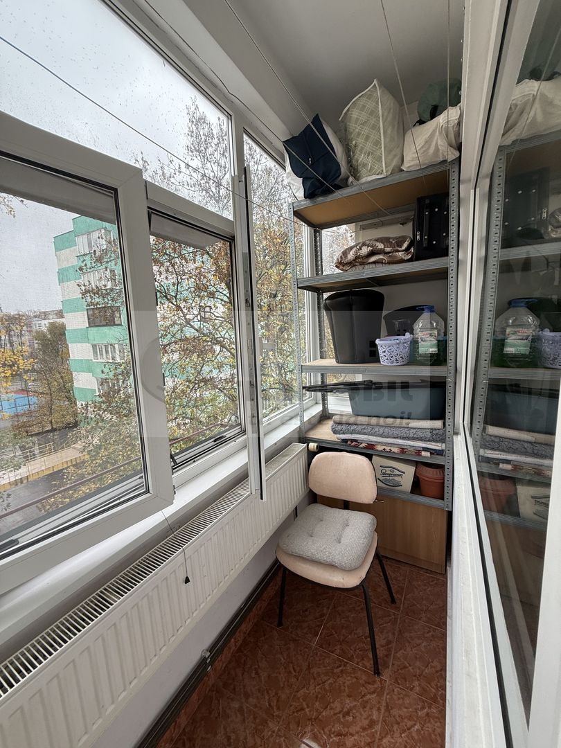 2 CAMERE TATARASI SCOALA 4 IONET TEODOREANU , GEAM LA BAIE, CENTRALA. - Poză 10