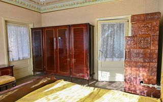 Casa cu 6 camere de vanzare | Zona Ultracentrala, Baicoi | Comision 0% - Poză 8