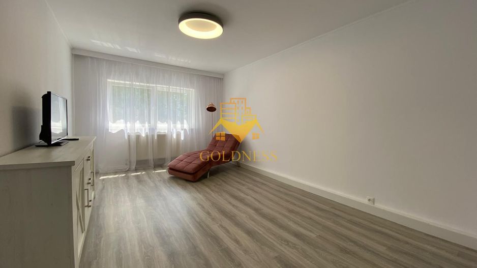 ZONA PREMIUM! AP RENOVAT! 2 camere deco, 57 mp, Plopilor, et 3/4 , sud - Poză 2