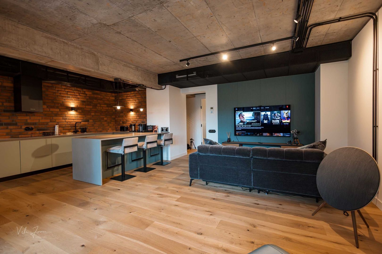 2 Camere PREMIUM || Parter cu Grădină 26mp || Brick Loft - Poză 1