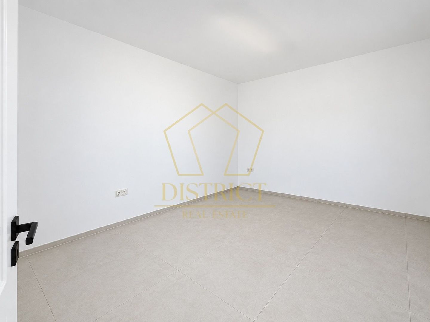 Apartament cu 2 camere si gradina proprie in Braytim - Giroc la asfalt. - Poză 5