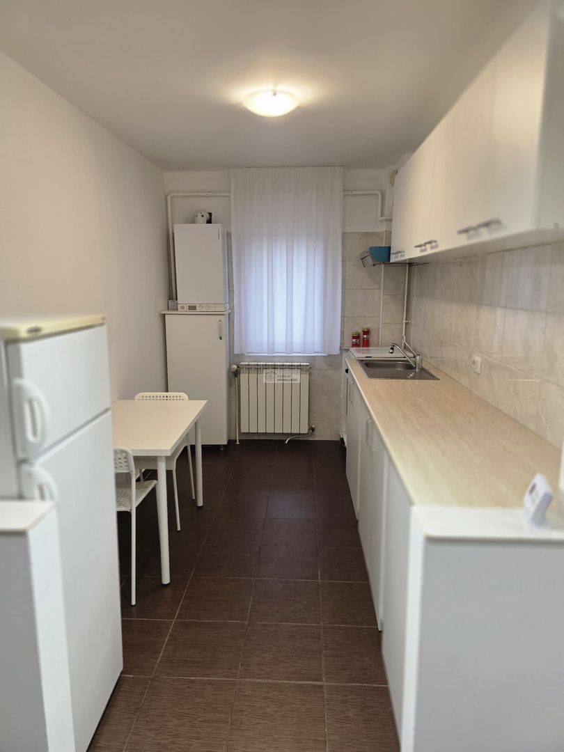 De inchiriat GARSONIERA /parter/Focsani SUD/ vis-a-vis de PETROM - Poză 5