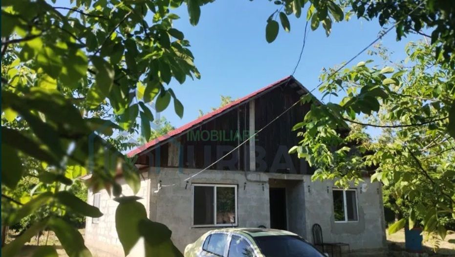 Casă de vânzare pe malul Prutului – Moreni, Iași, teren 960 mp, zonă liniștită - Poză 1
