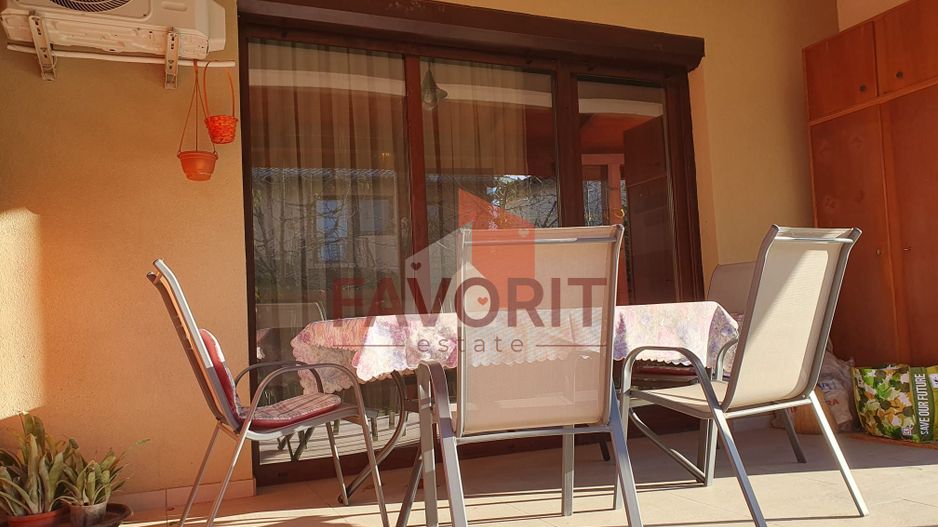 Disponibil imediat. Curte privata. 2 locuri de parcare - Poză 1
