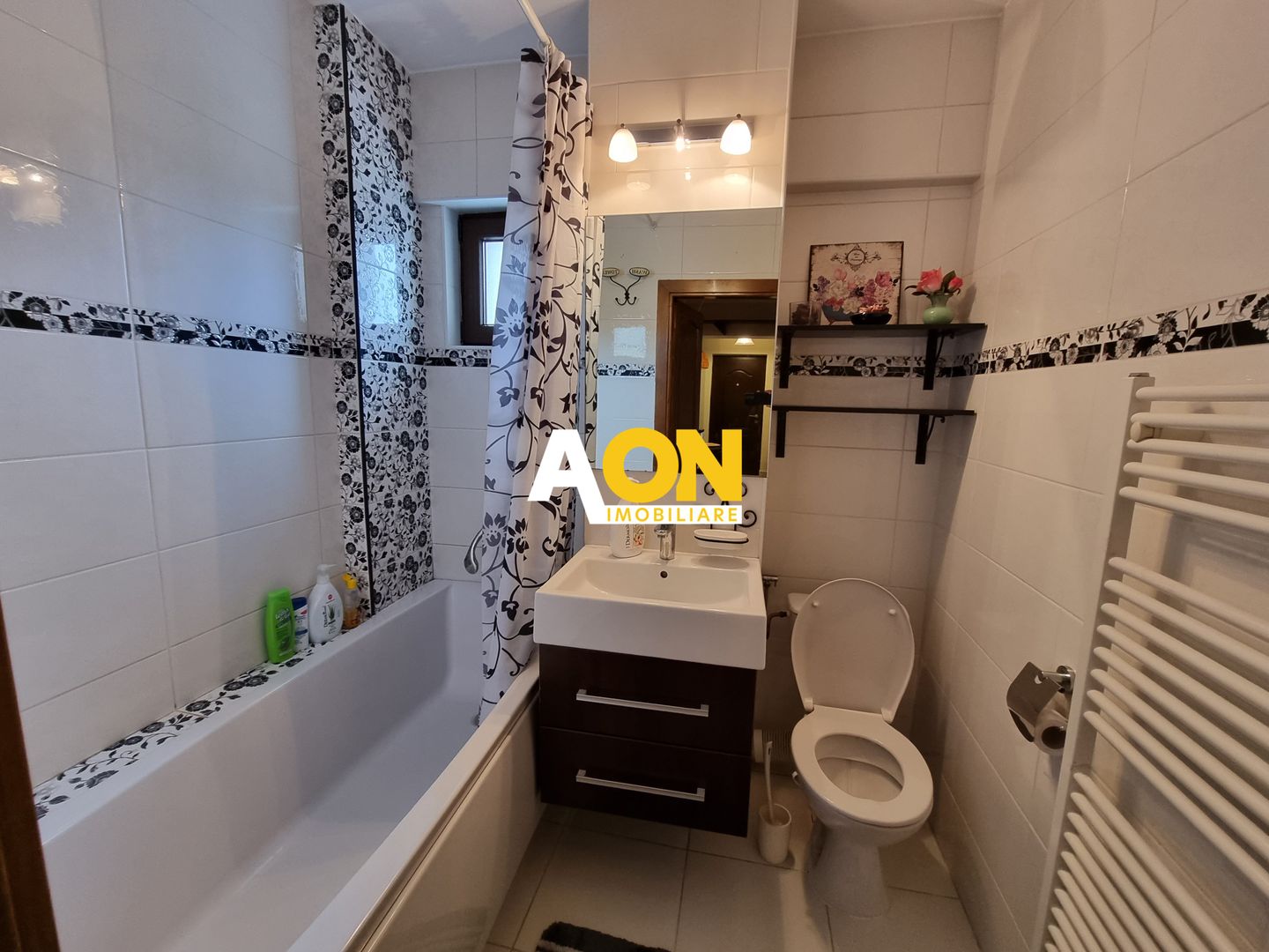 Apartament 2 camere Cetate, finisat si mobilat complet - Poză 9