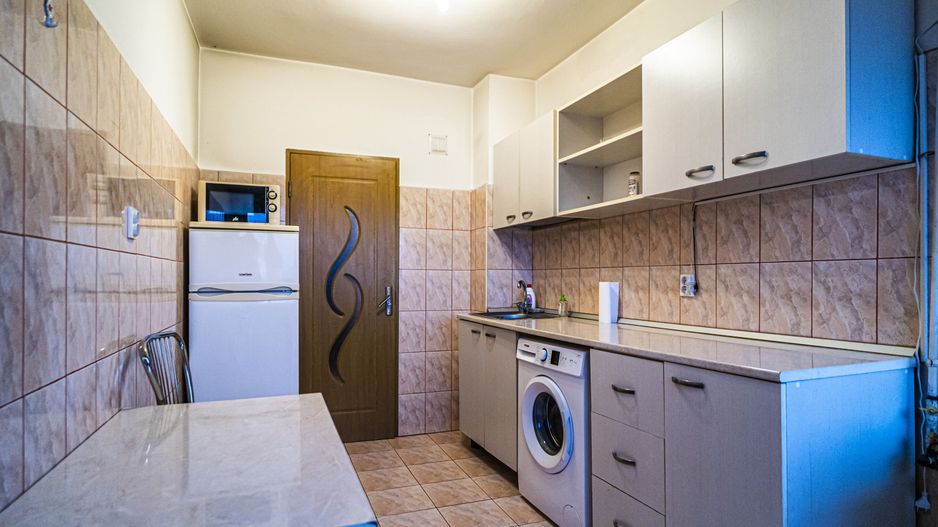 Apartament deosebit, piata Veteranilor, bloc stradal, reabilitat, bucatarie 10mp - Poză 8