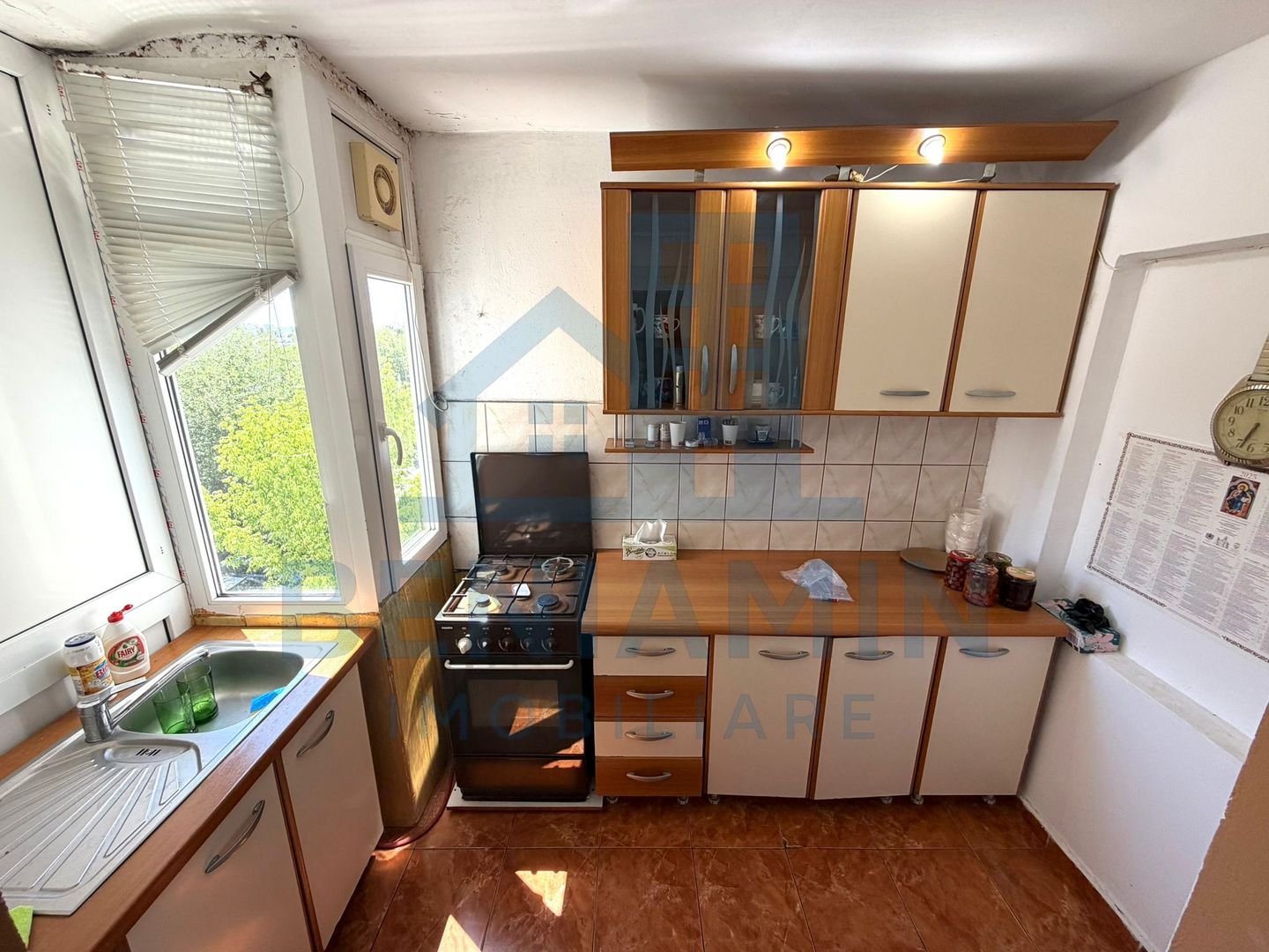 3 camere decomandat etaj 3 Bigul Nou -centrala -72mp - Poză 3