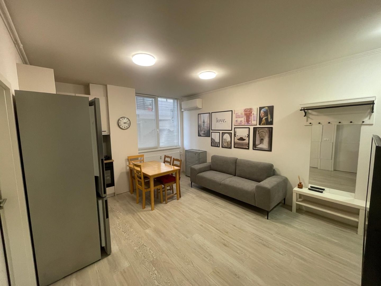 Giroc-Eso | 3 camere | Loc de parcare | Prima inchiriere - Poză 1