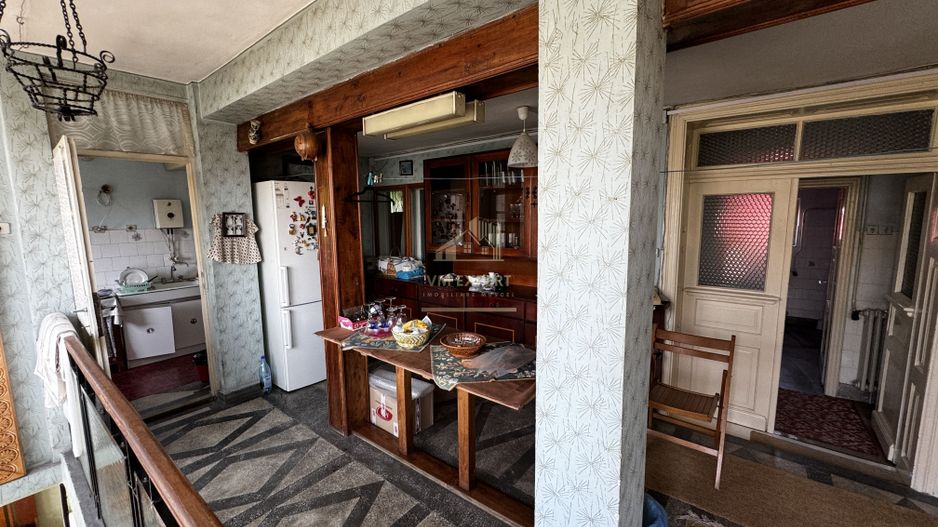 CASA 4 CAMERE CAMPULUNG, TEREN 3213 MP - Poză 9