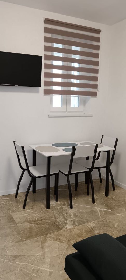 Apartament de închiriat, zonă centrală - Poză 10
