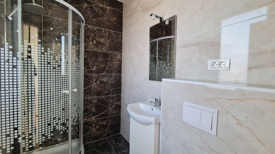 Otopeni str 23 August! Vila 5 camere la calcan pret fara concurenta! - Poză 15