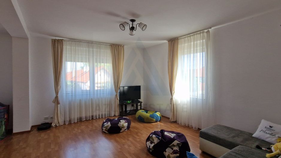 Casa individuala, 195 mp utili+ 500 mp curte, Sura Mica - Poză 16