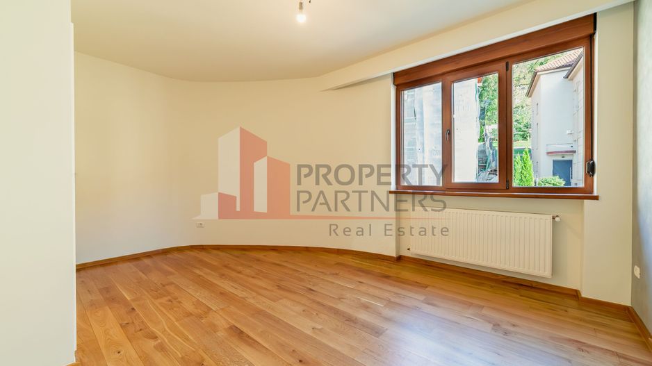 Apartament Duplex Elegant cu Terasă Panoramică – Dealul Cetății, Brașov - Poză 8