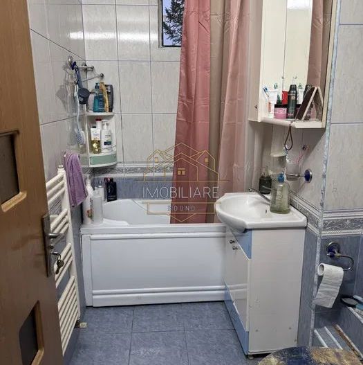 Apartament cu 3 camere, etaj 3, decomandat, cartierul Gheorgheni - Poză 6