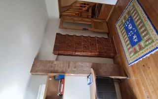 Casă de vânzare în Valea Lupului – poziție excelentă, grădină și potențial comercial - Poză 14