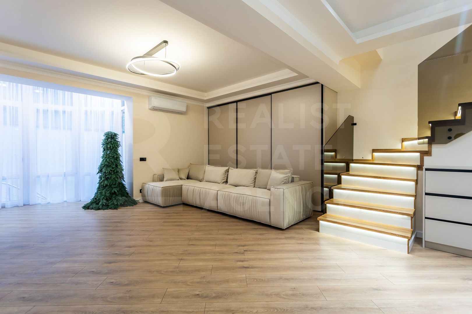 Vânzare, townhouse, 4 camere, strada Calea Ieșilor, Buiucani - Poză 2