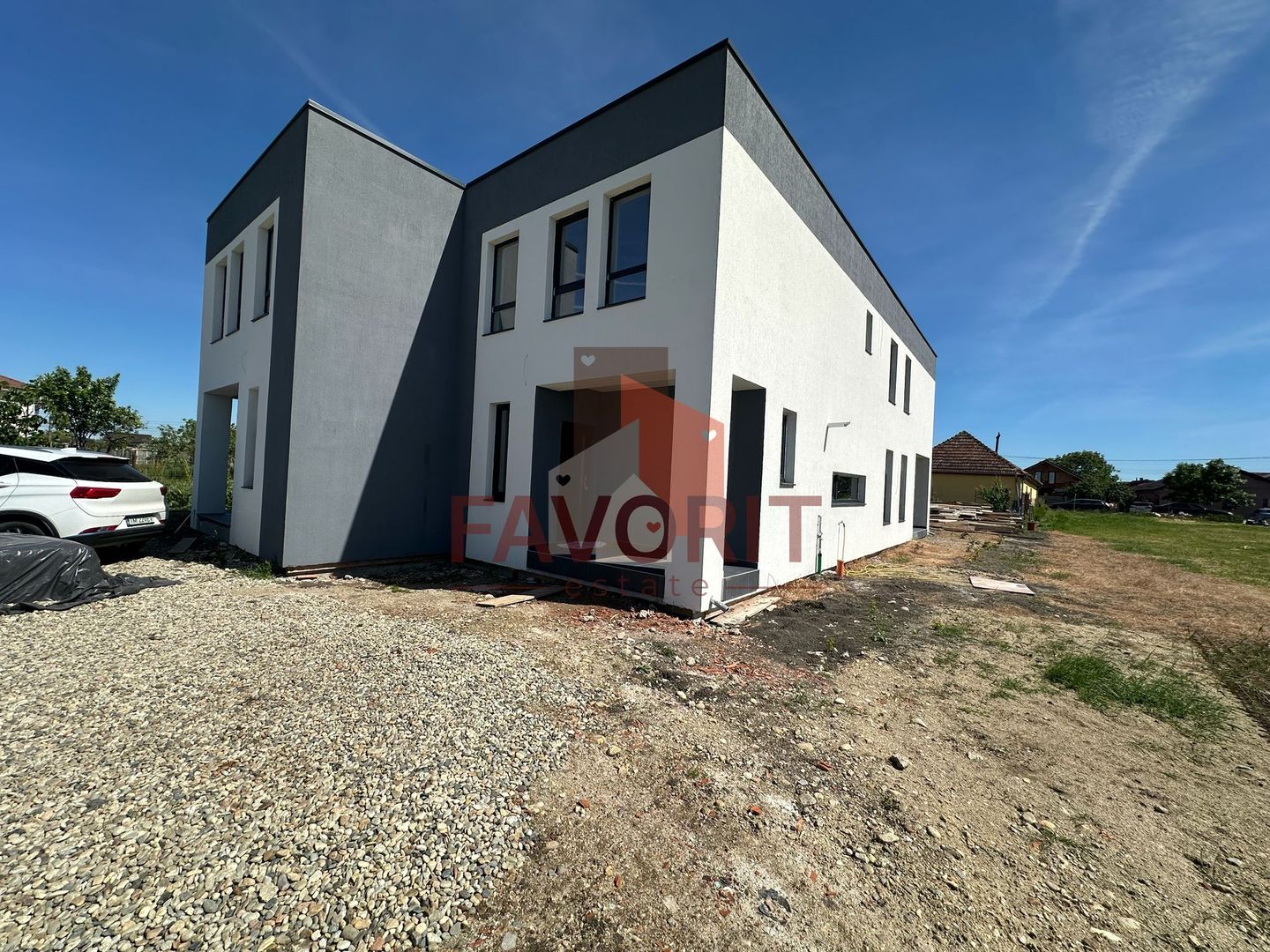 Duplex | Parter + Etaj | Toate utilitatile | Curte generoasa | Sacalaz - Poză 1