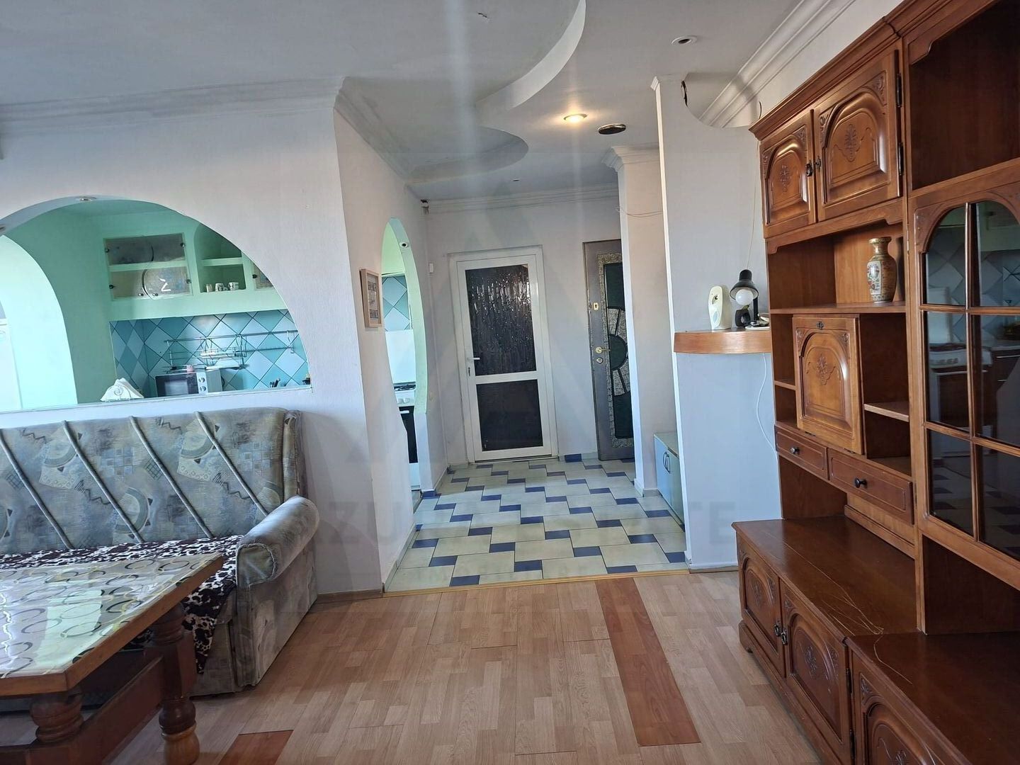 Apartament 3 camere 2 dormitoare 72 mp etaj 2 balcoane zona Terezian - Poză 6