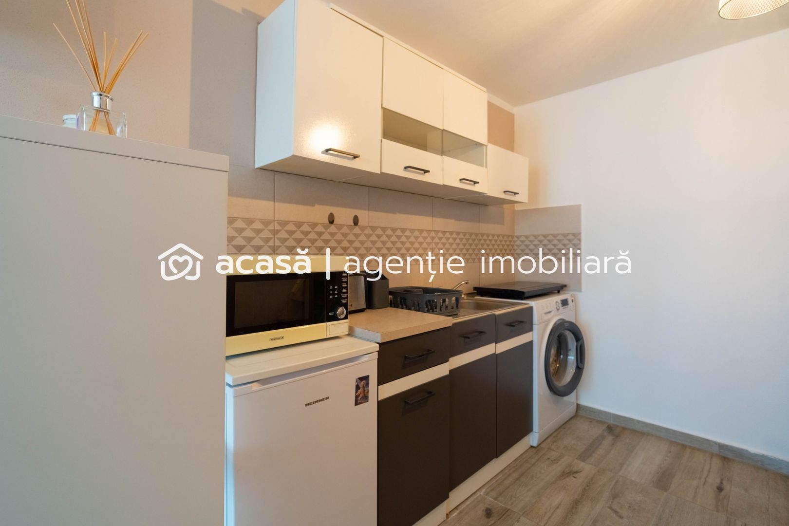 Proprietate in zona centrala! - Poză 1