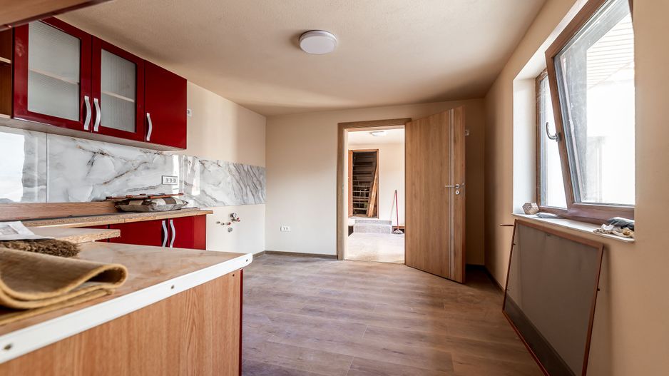 Casă individuală în Aradul Nou zona Tabacovici, aproape de Mureș - Poză 5