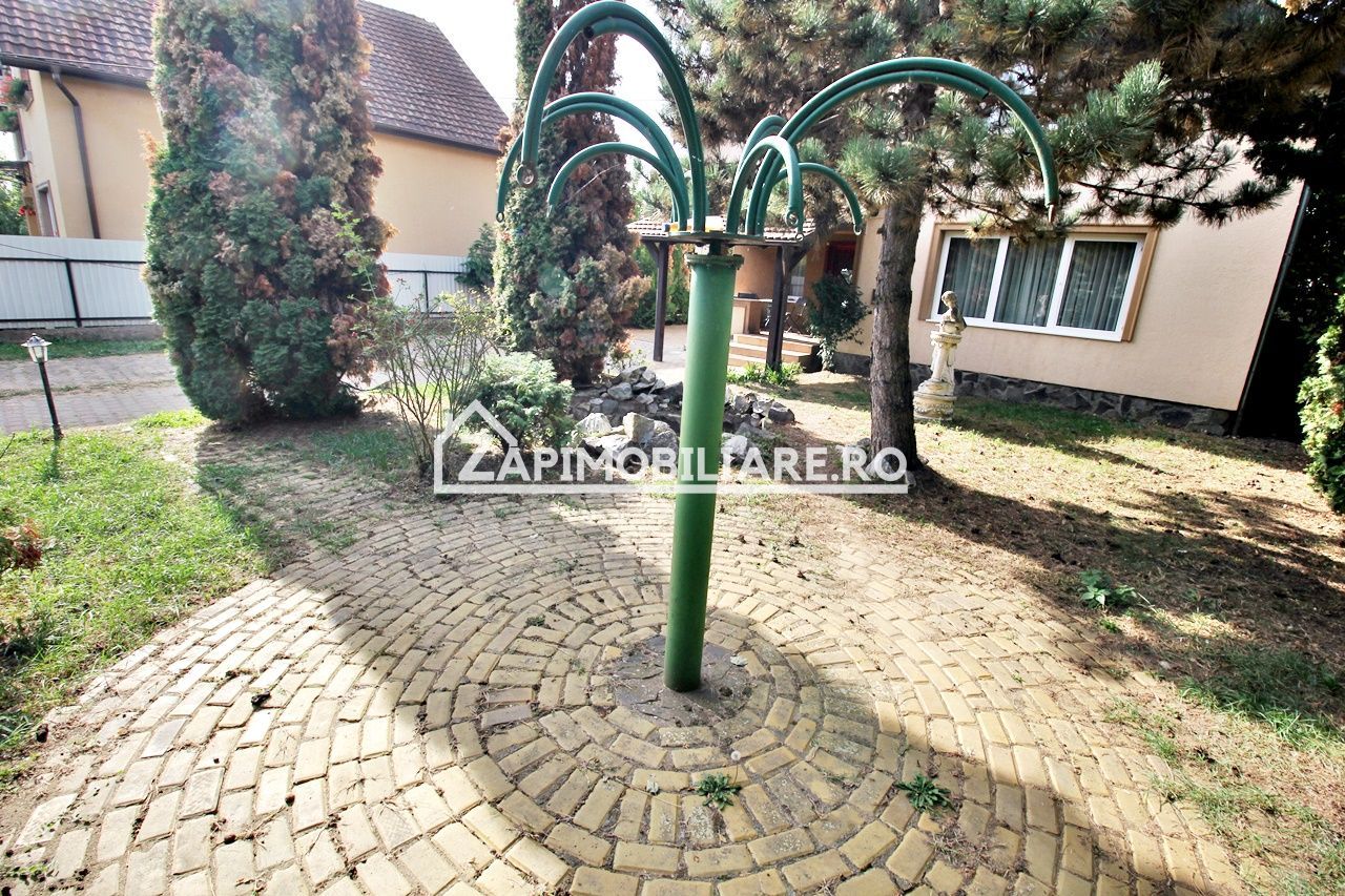 Casa 4 camere,2 bai,1 garaj,150mp,688 mp teren, 0% comision - Poză 15