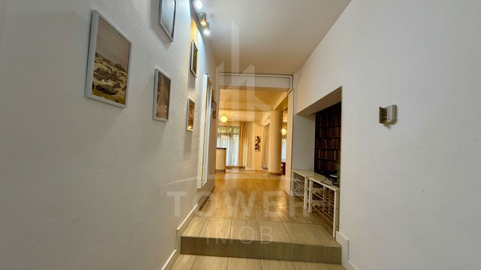 Casă premium de vânzare- zona Ștrand - Poză 9
