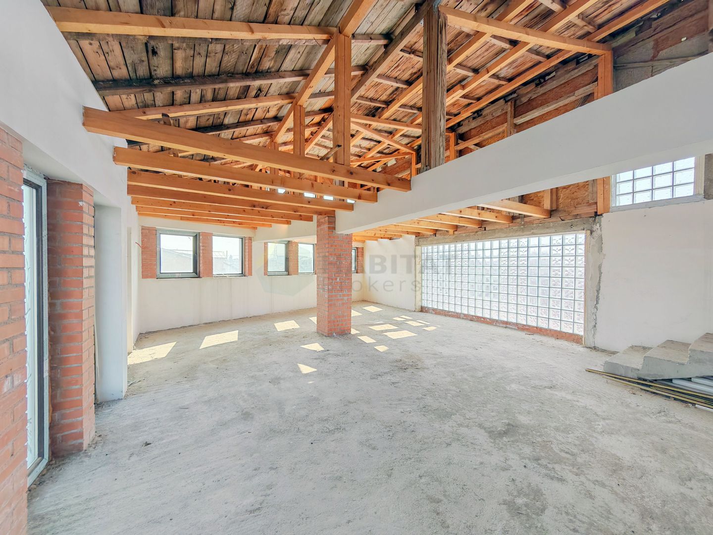 Oportunitate I în Centrul Târgoviștei: Clădire de 498 mp - Poză 18